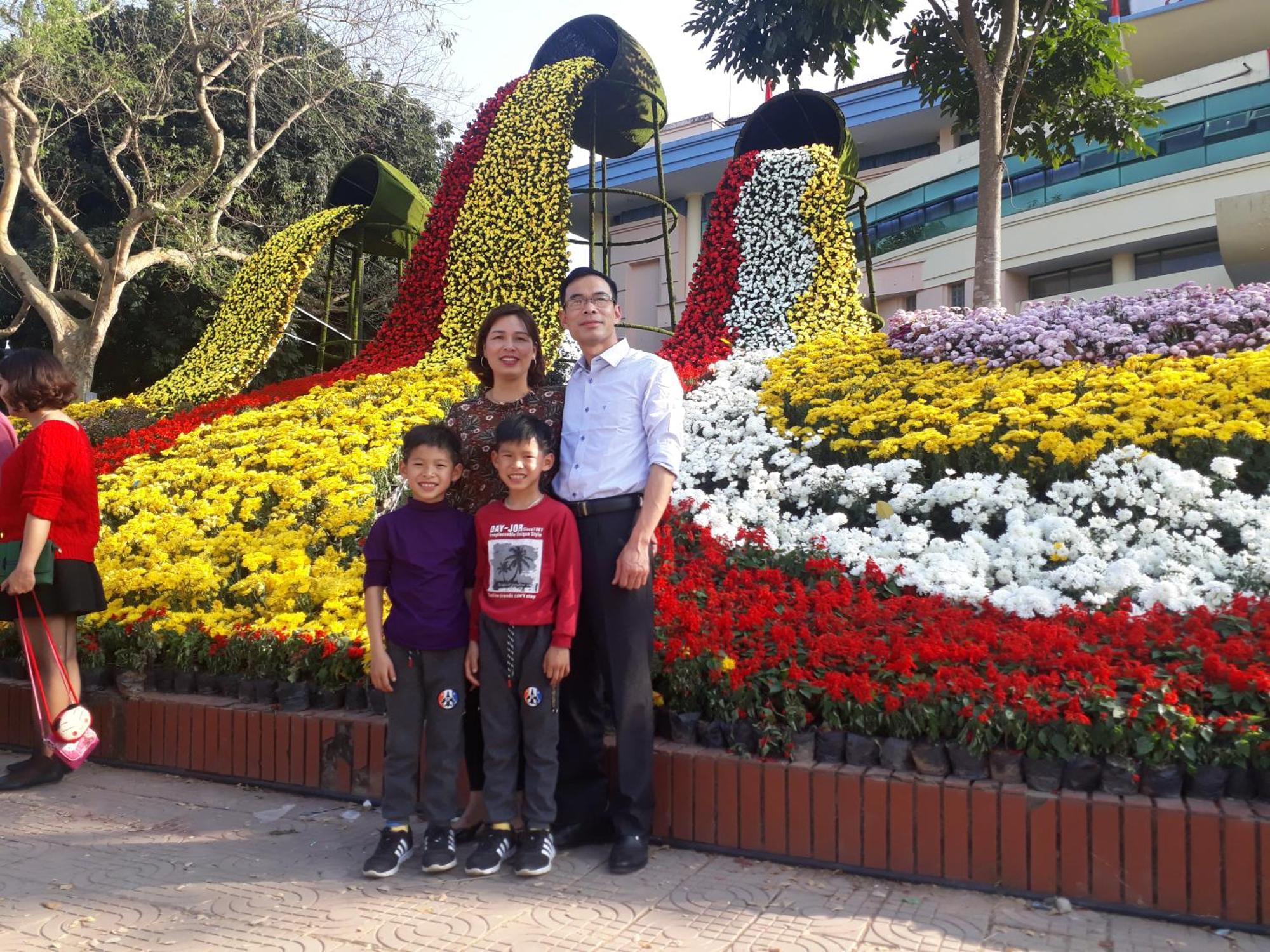 Binh Minh Hostel Đồng Văn Esterno foto