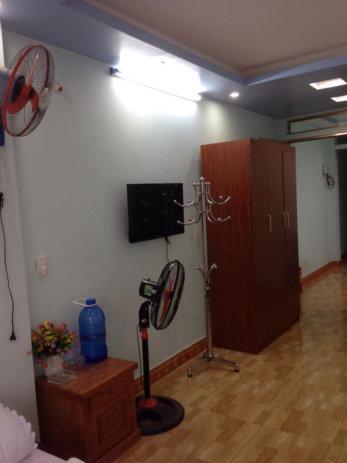 Binh Minh Hostel Đồng Văn Esterno foto