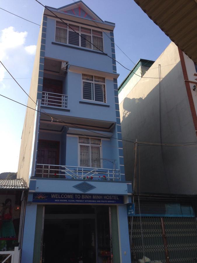 Binh Minh Hostel Đồng Văn Esterno foto